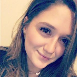 Meet your Posher, Kaitlyn